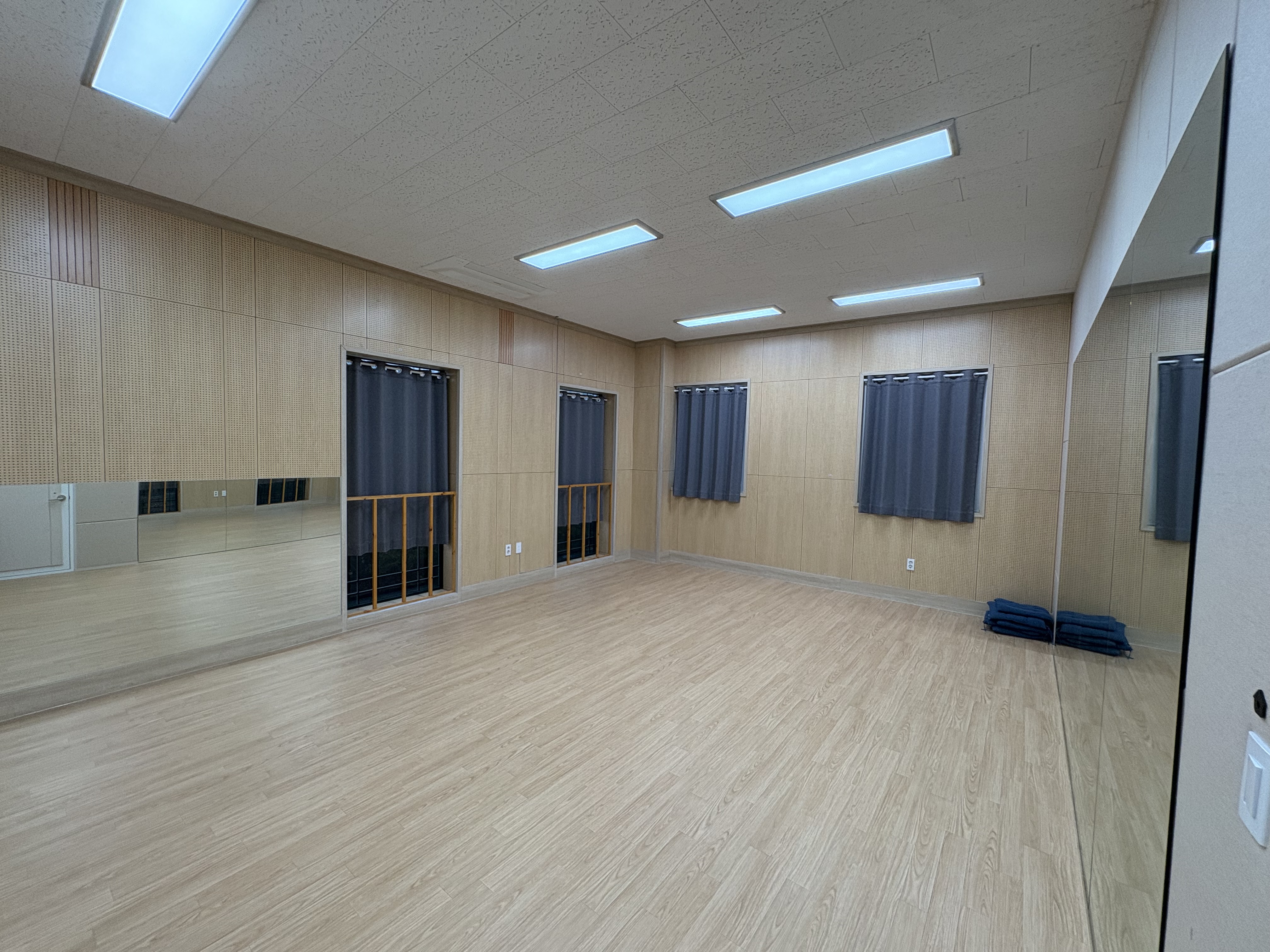 303 연습실 (3인 이상 우선)