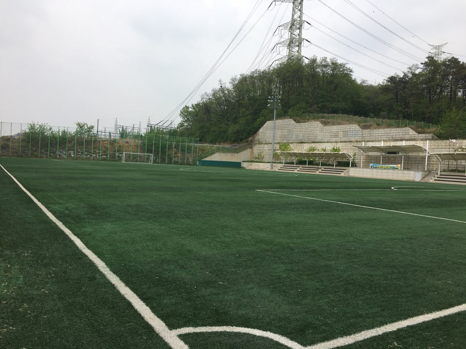 동학산(11호) 축구장
